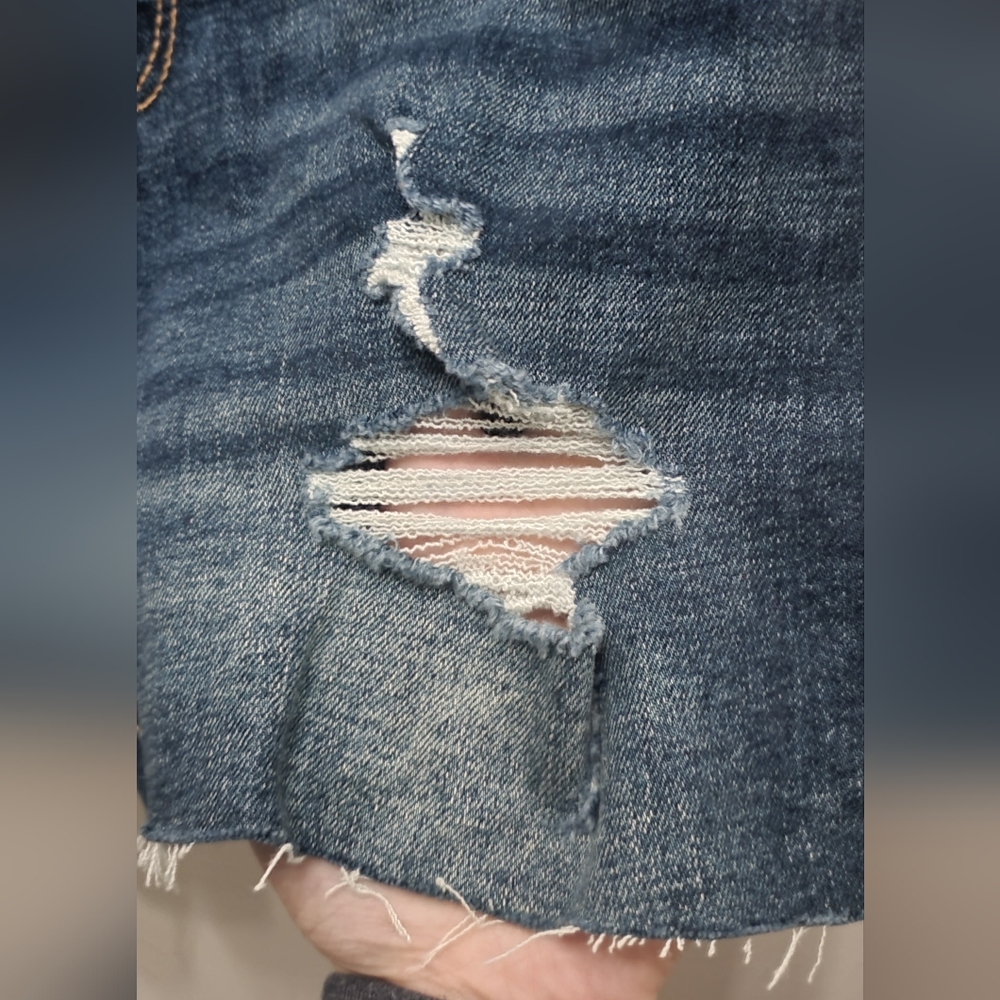OLD NAVY DISTRESSED HIGH WAISTED JEAN SHORTS WITH RAW HEMLINE - Picture 2 of 5